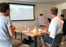 Adriane Lopes apresenta projetos a Lula